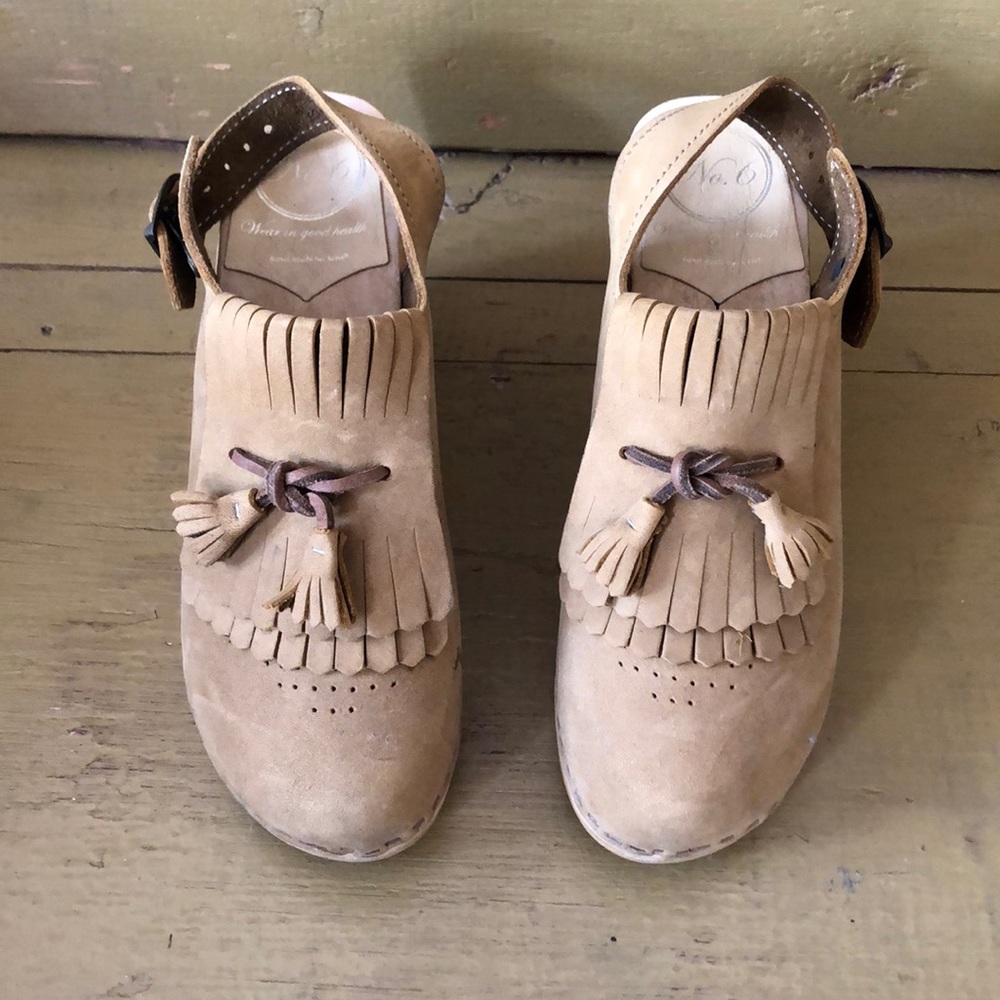 No. 6 Slingback Kittie Clog